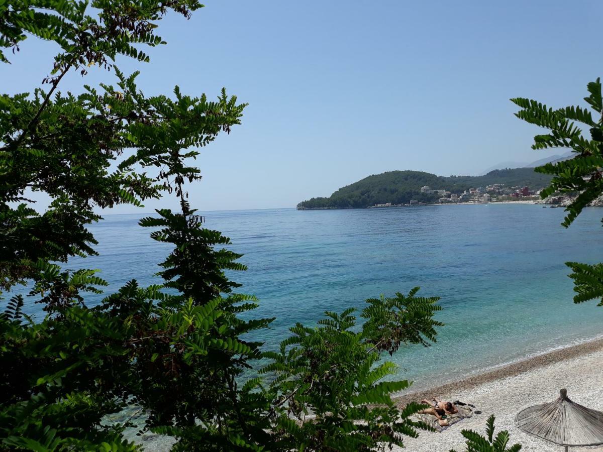 Beleris Rooms Himare Luaran gambar